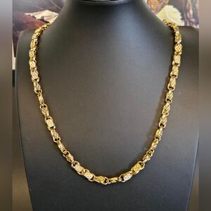 Golden unique link 24" necklace...25104